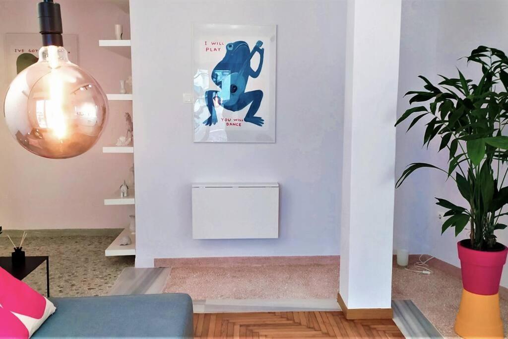 Chic In Apartment